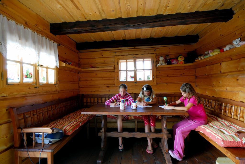 Chalupa Alzbeta Liptovský Ján Buitenkant foto